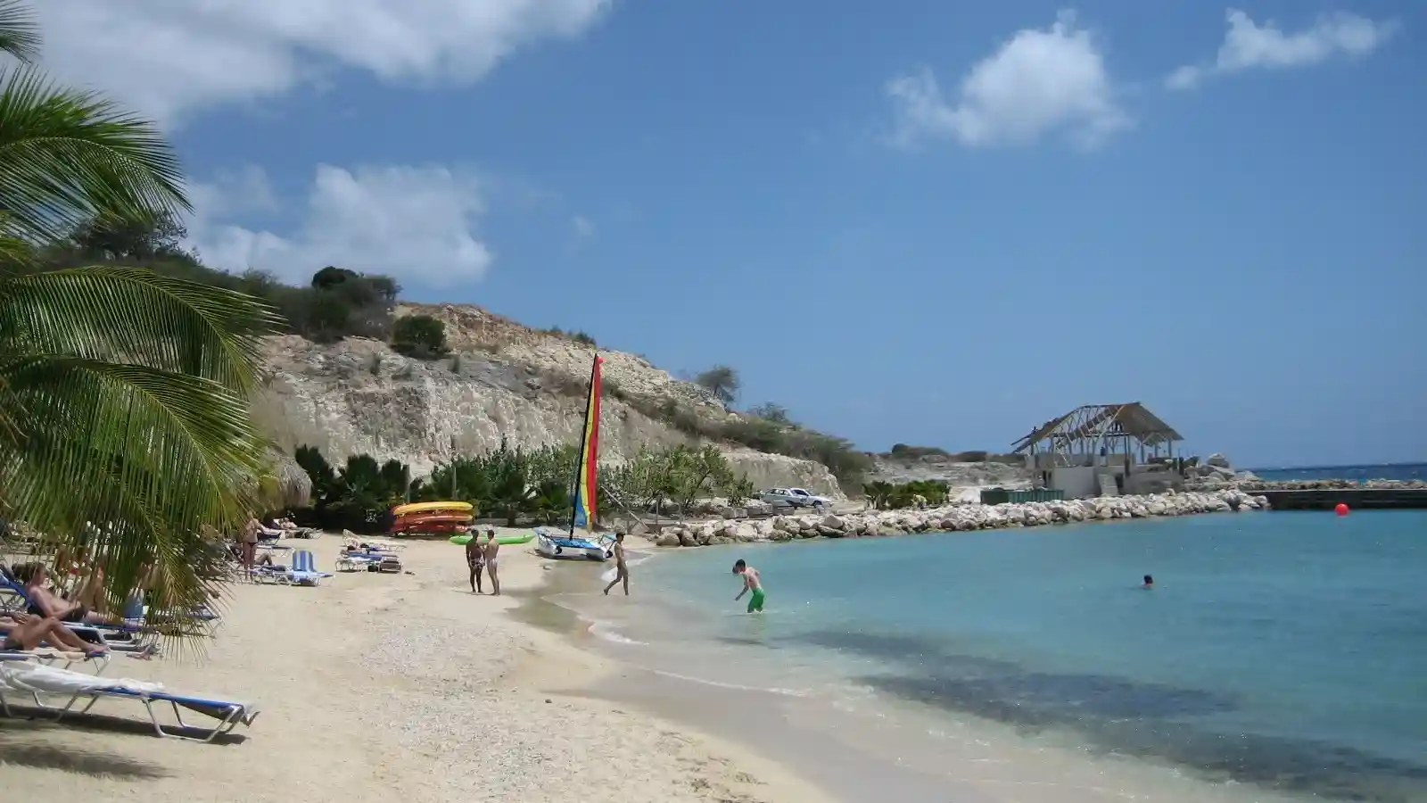 Blauwbaai, strand op Curaçao