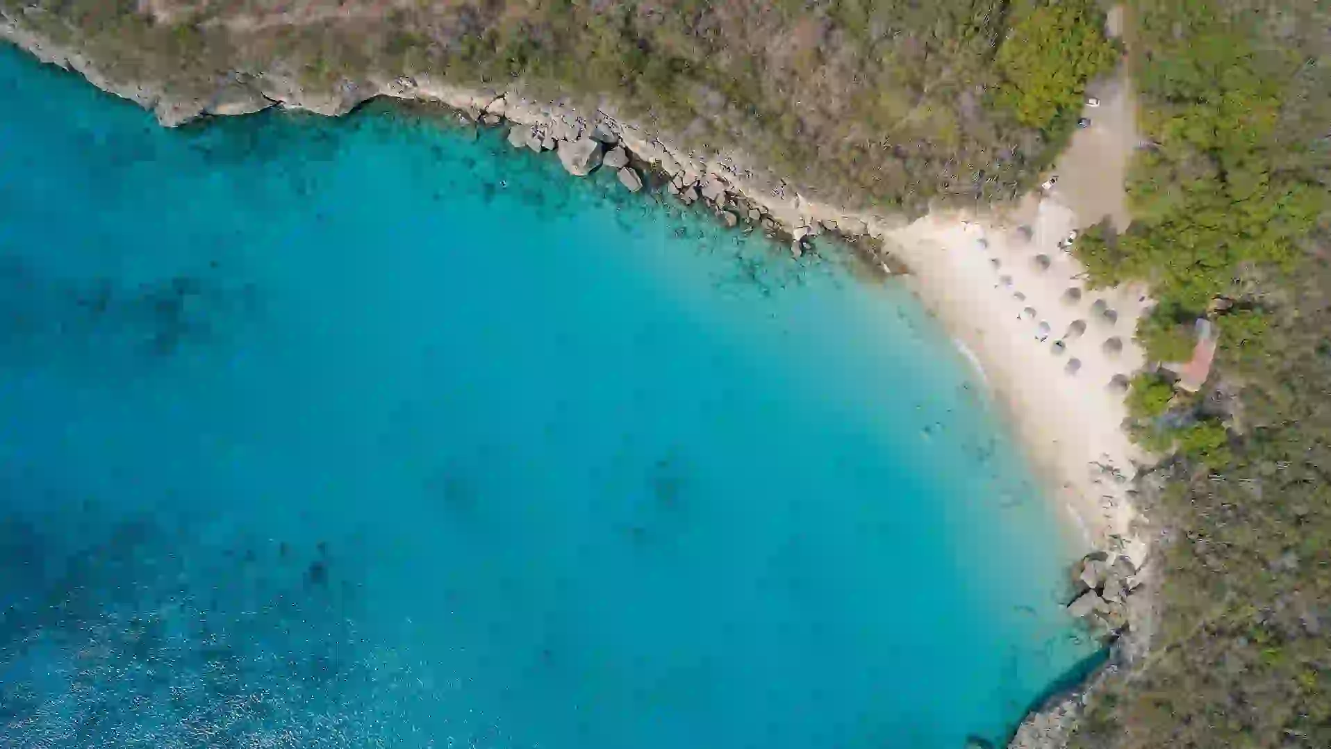 Kenepa Chiki, strand op Curaçao