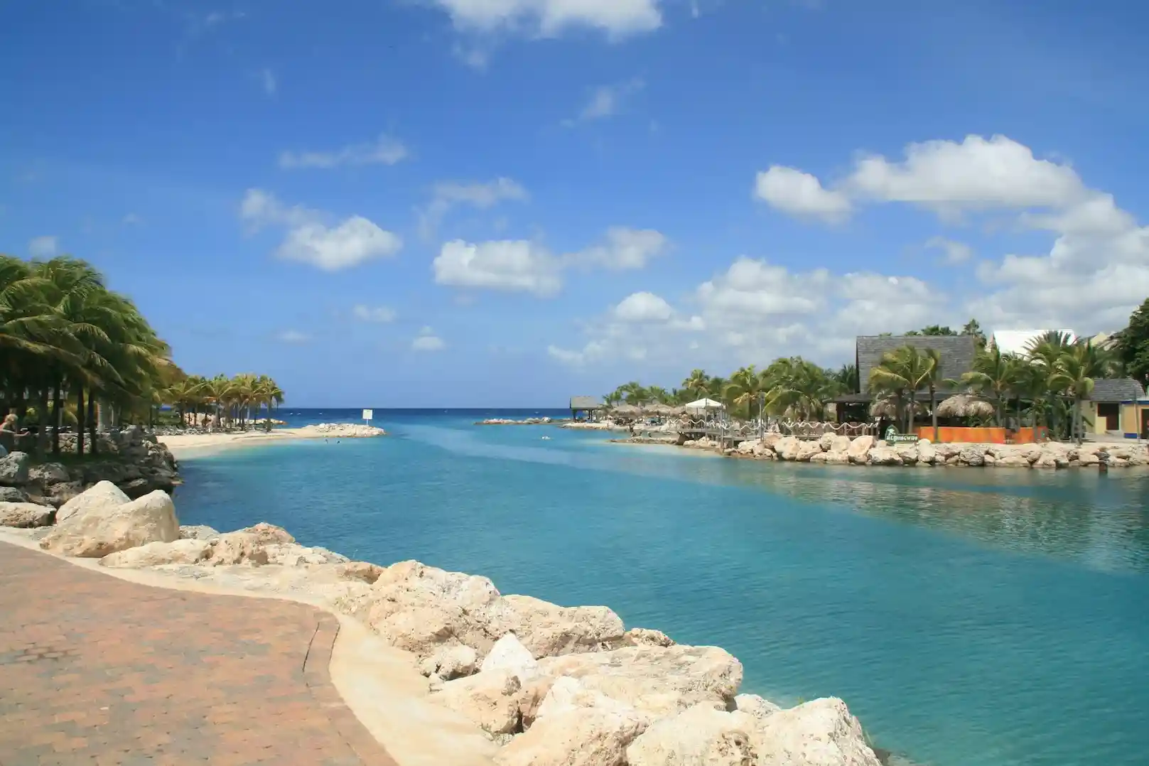 Mambo Beach, Curaçao